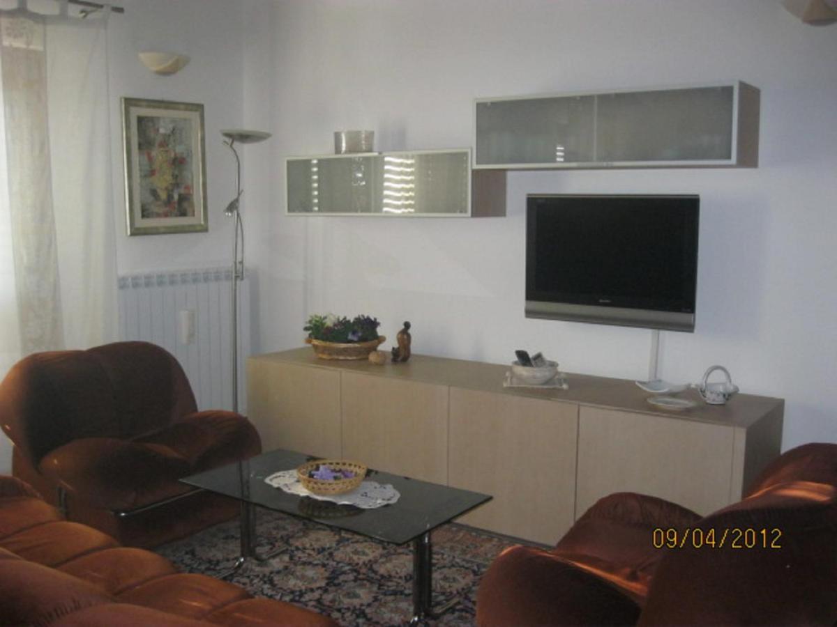 Appartamento Camera Da Stefy Bastia Umbra Bilik gambar